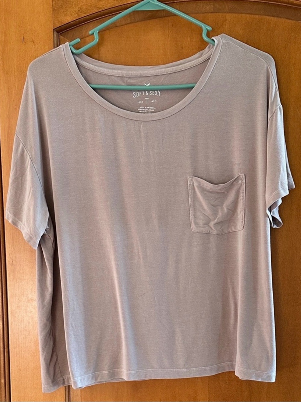American Eagle Soft Sexy Knit Pocket Tee Large L Gray Lavender Short Sleeve Top